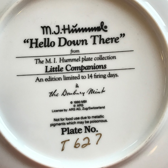M.J. HUMMEL Plate Decor Hello Down There Danbury Mint  8” Round - Picture 5 of 8